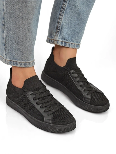 Naiste Livia Nero tossud – mustad kangast ja öko-nahast tennised madalal tallal