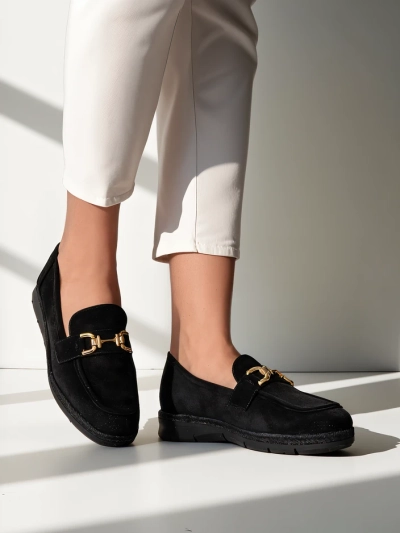 Royalfashion Women's slip-on shoes with a decorative toe