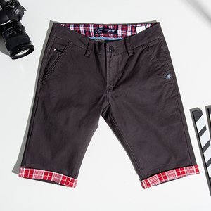 Maroon || Dark gray