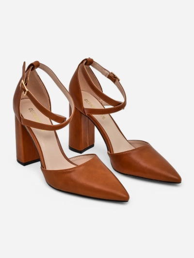 Royalfashion Women's pumps with crossed straps Eurolias