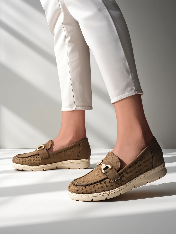 Royalfashion Women’s flats with a decorative accent on the toe