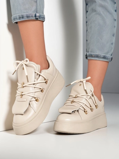 Royalfashion Women's sneakers with a decorative tongue Domatories