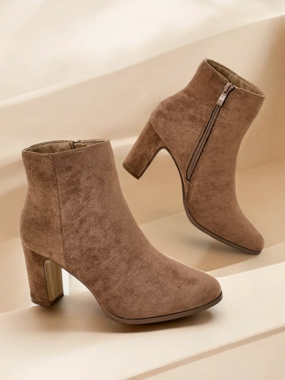 Royalfashion Women's ankle boots on the heel Wierod