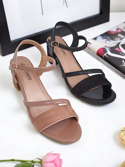 Royalfashion Lakitud naiste madala kontsaga sandaalid Grace Gloss