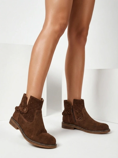 Ажурные женские ботинки из натуральной кожи Unimi