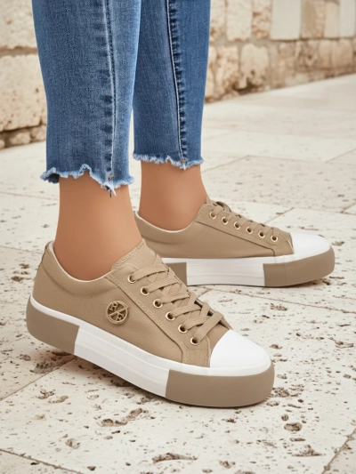 Beige Women’s Aurelio Canvas Sneakers