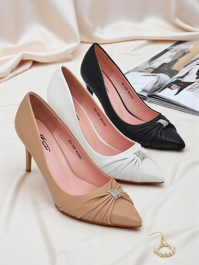 Royal Fashion Women's eco-leather Venetia Nera pumps