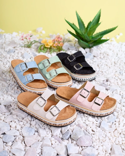 Royalfashion Женские шлепанцы с пряжками светло-розового цвета Monna