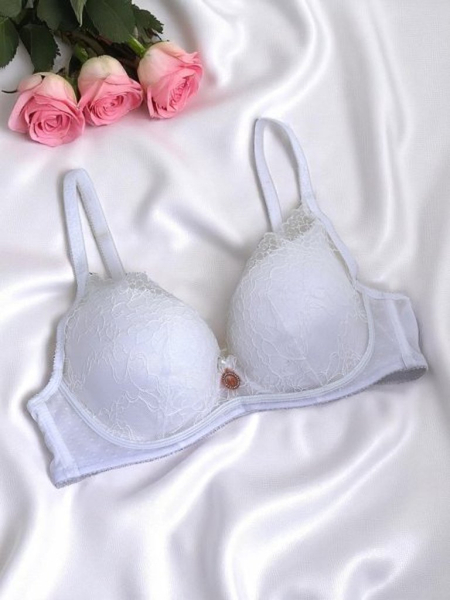 Royalfashion Naiste pitsiga push-up rinnahoidja Romance Push-Up