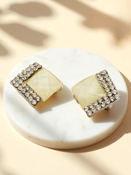 Royalfashion Naiste klipskõrvarõngad kristalli ja tsirkooniaga