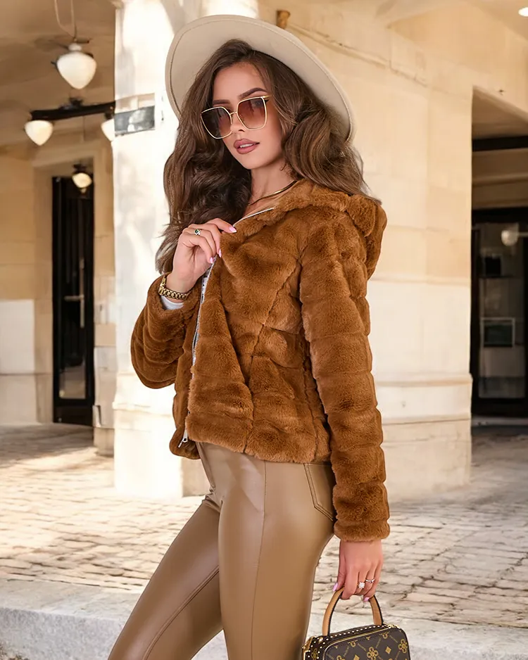 Royalfashion Naiste karusnaha imitatsiooniga jakk