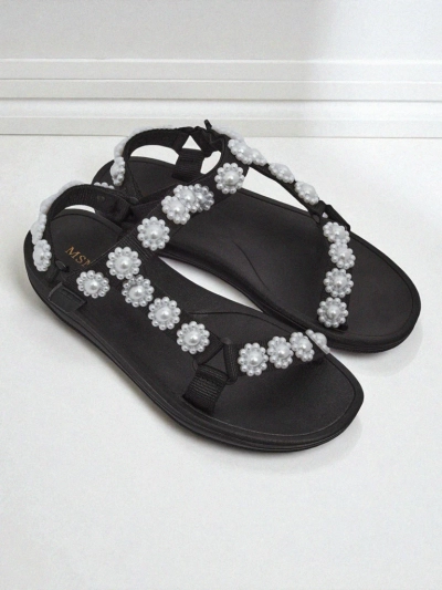 Royalfashion Perseida mustad pärlitega platvormsandaalid