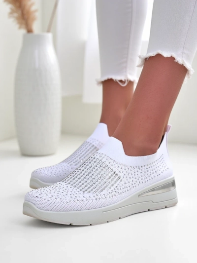 Royalfashion Slip-on naiste puksiirkinnastega tossud lilledega Qelavise