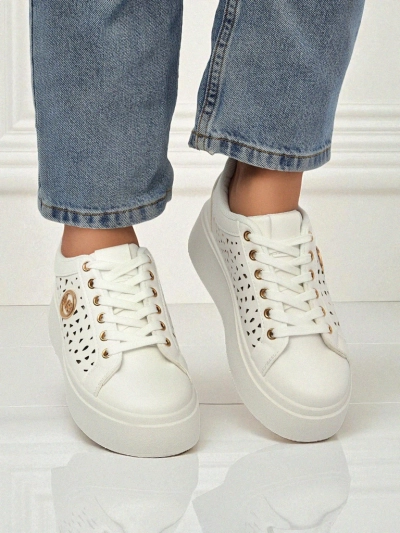 Aurelia Bianca – Valged Royalfashion Ecru platvormiga tossud