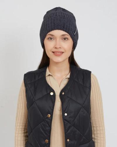 Royalfashion Kvinnors isolerade hatt